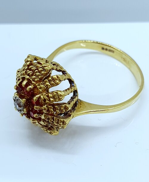 Ladies Vintage 18ct Yellow Gold Diamond and Ruby Set Ring - Michael ...