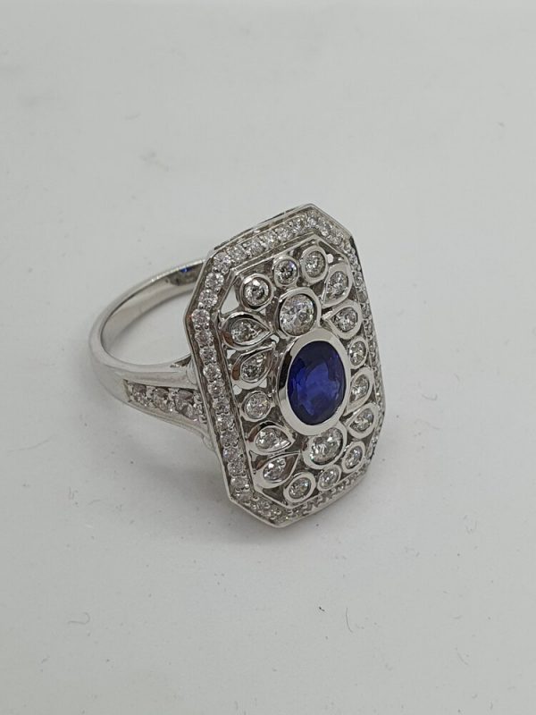 18ct White Gold Diamond & Sapphire Ring