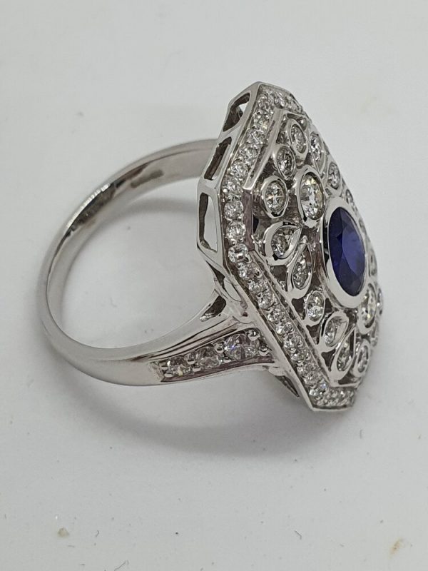 18ct White Gold Diamond & Sapphire Ring