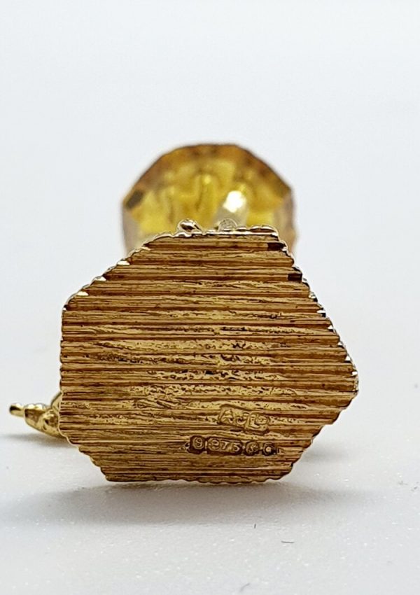9ct Yellow Gold Lamp Post Charm
