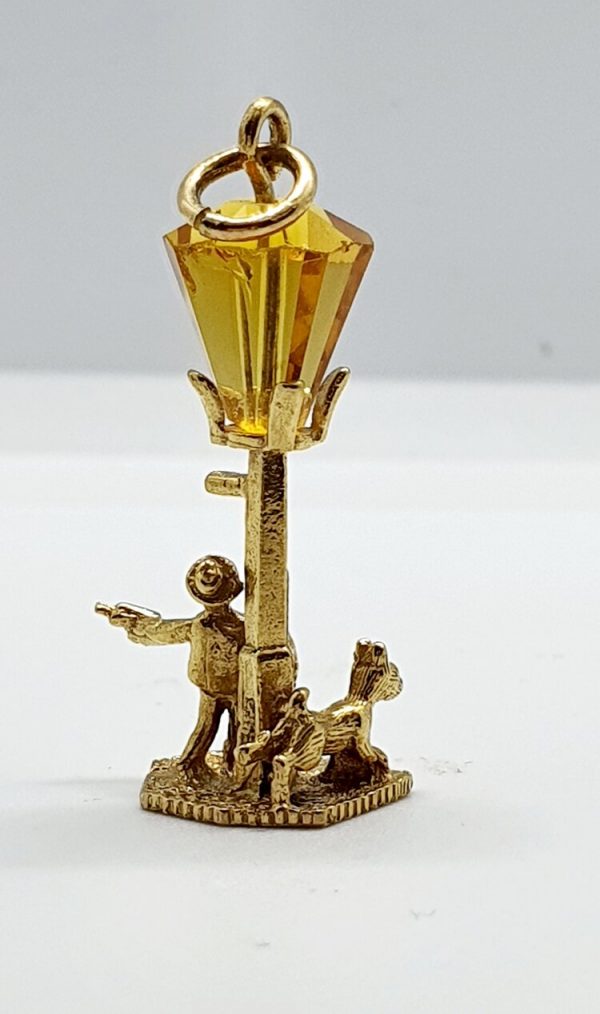 9ct Yellow Gold Lamp Post Charm